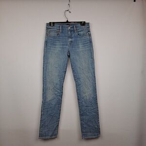 Gap Ladies 1969 straight jeans NWOT